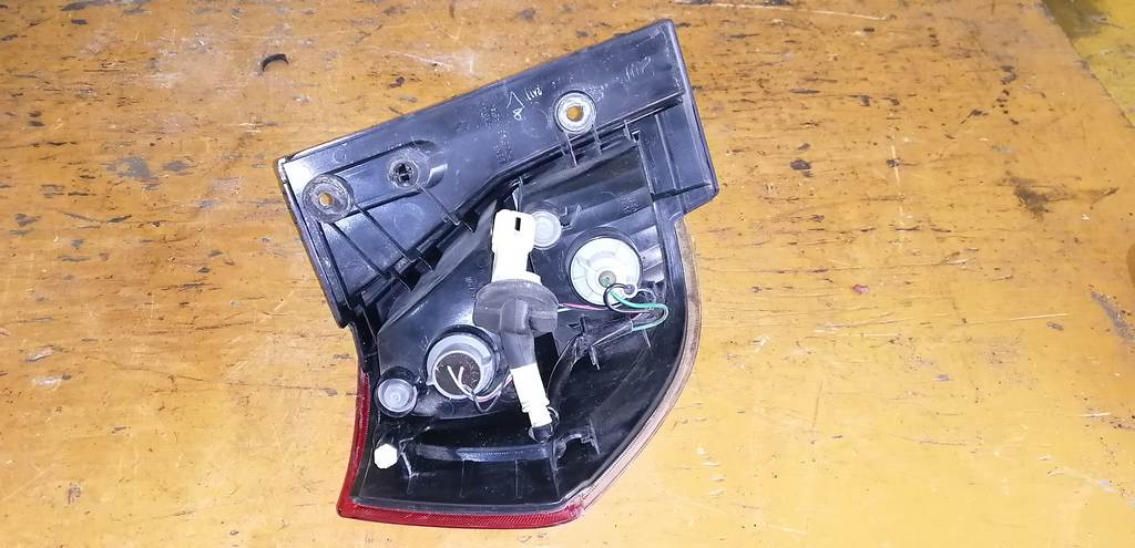 стоп-сигнал Suzuki Solio 3