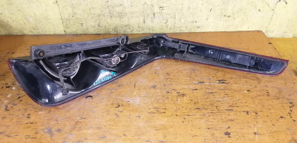 стоп-сигнал Nissan Note 3