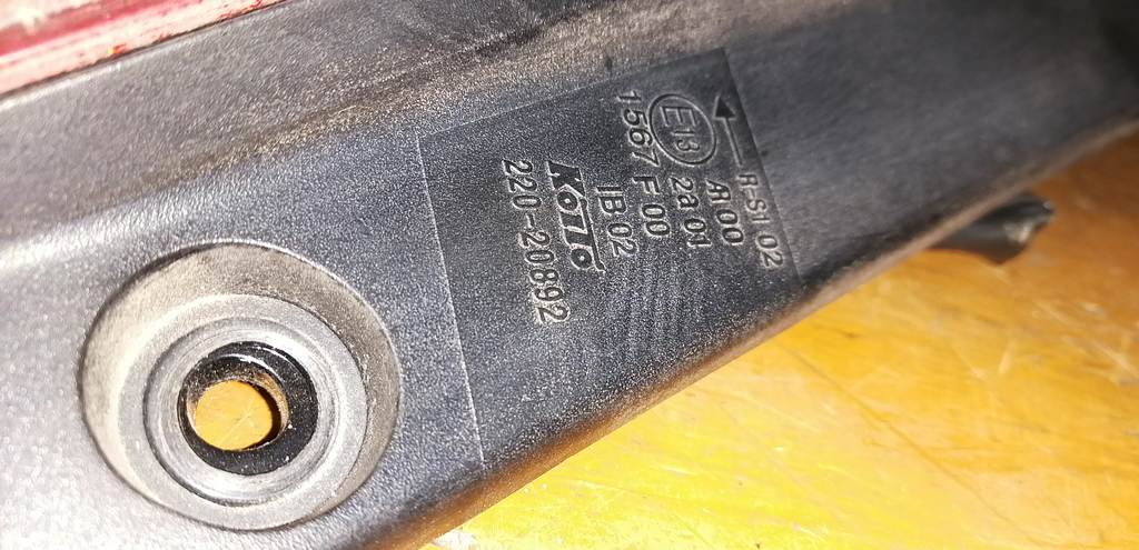 стоп-сигнал Subaru Forester 3