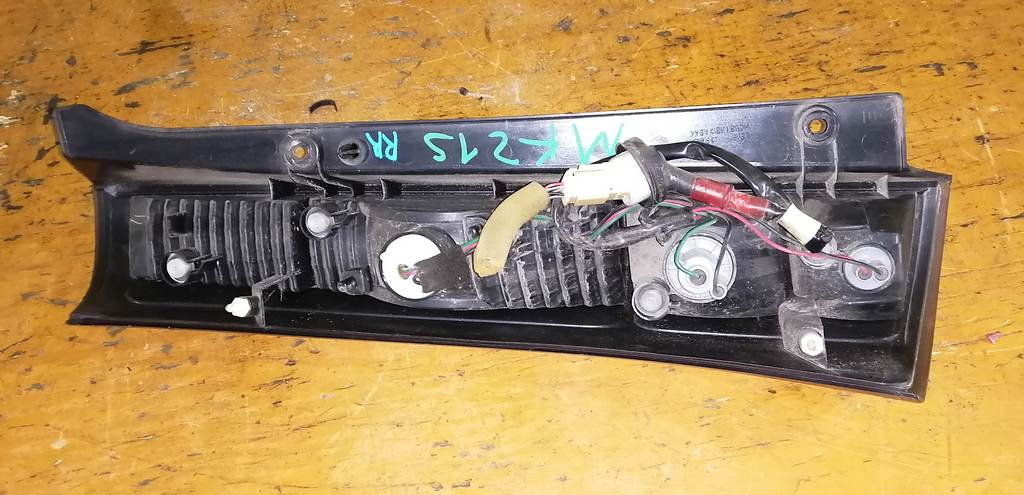 Осветительные приборы Suzuki Palette 2