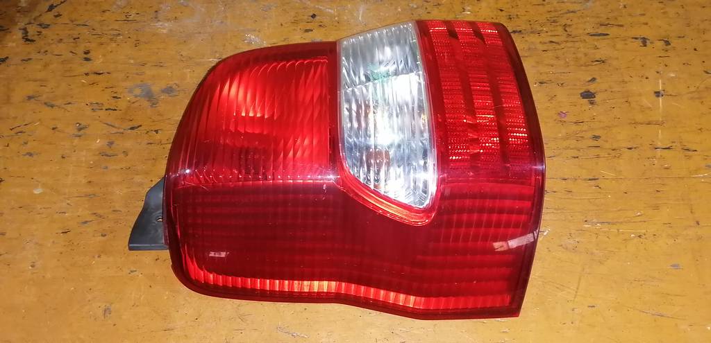 стоп-сигнал Mazda Demio 0