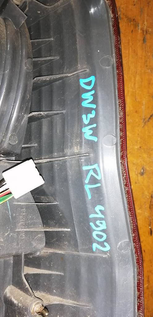 DEMIO DW3W СТОП ЛЕВЫЙ 4902 Mazda Demio 1