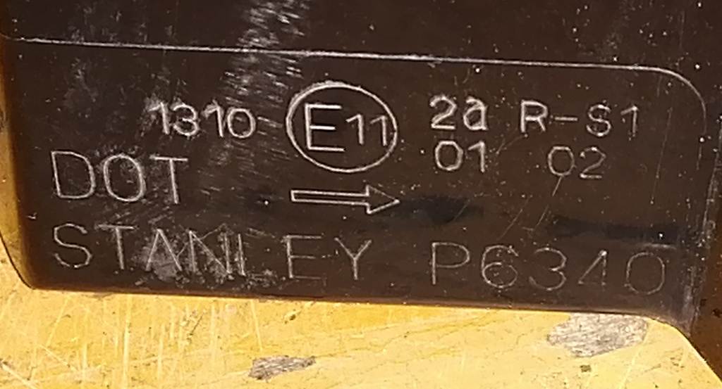 Осветительные приборы Mazda Axela 2