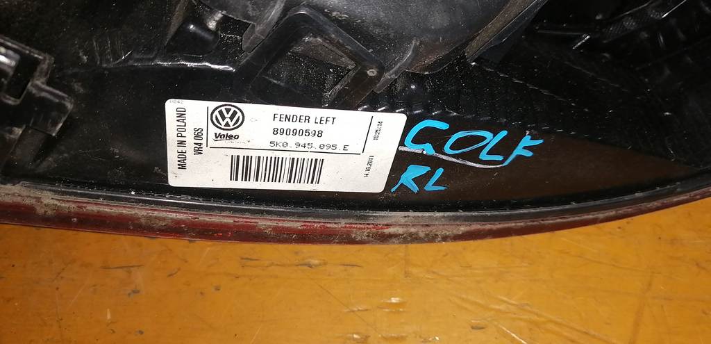 GOLF 1KCBZ СТОП ЛЕВЫЙ 89090598 Volkswagen Golf 1