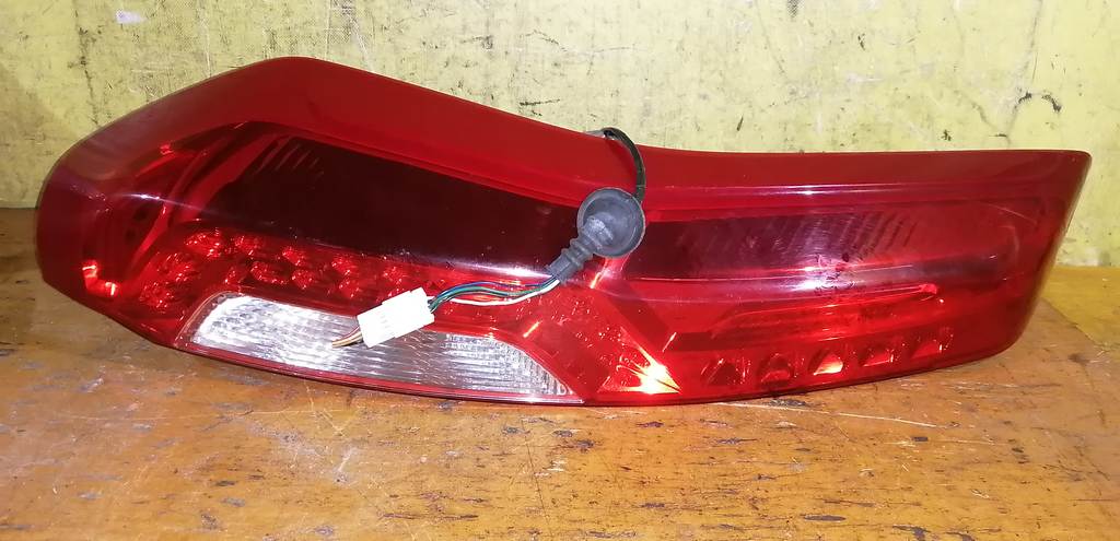 стоп-сигнал Nissan X-Trail 0