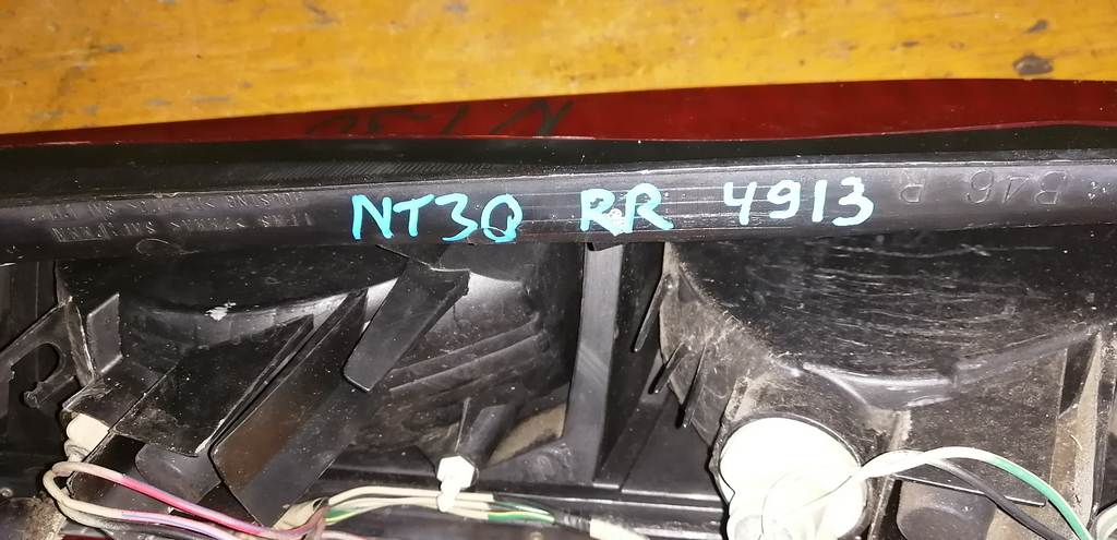 X-TRAIL NT30 СТОП ПРАВЫЙ 4913 Nissan X-Trail 1