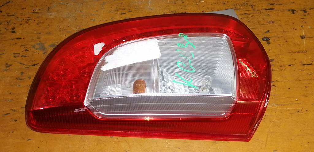 стоп-сигнал Toyota Passo 0