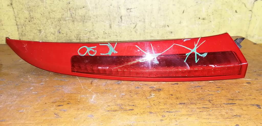 стоп-сигнал Volvo XC90 0