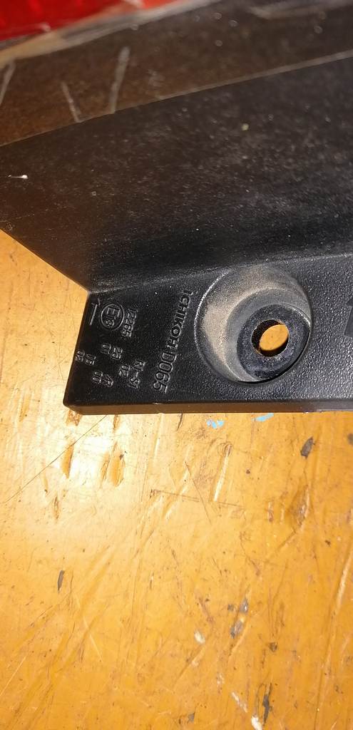 стоп-сигнал Honda Freed 3