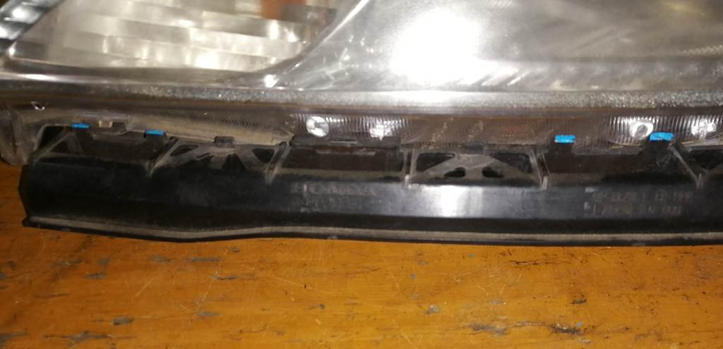 FIT GP1 ФАРА ЛЕВАЯ 9604 XENON ЭЛ.КОР. ДЕФЕКТ Honda Fit 1