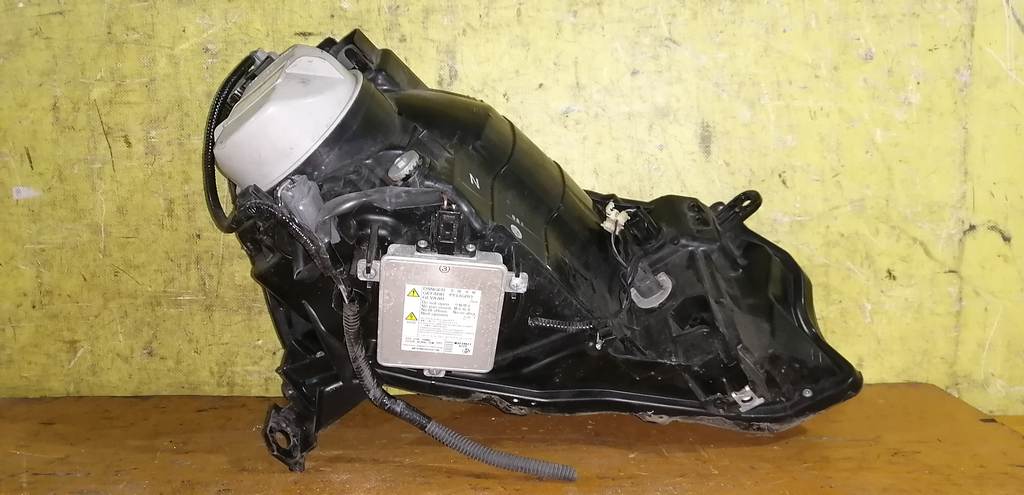 фара Honda Freed Spike 3