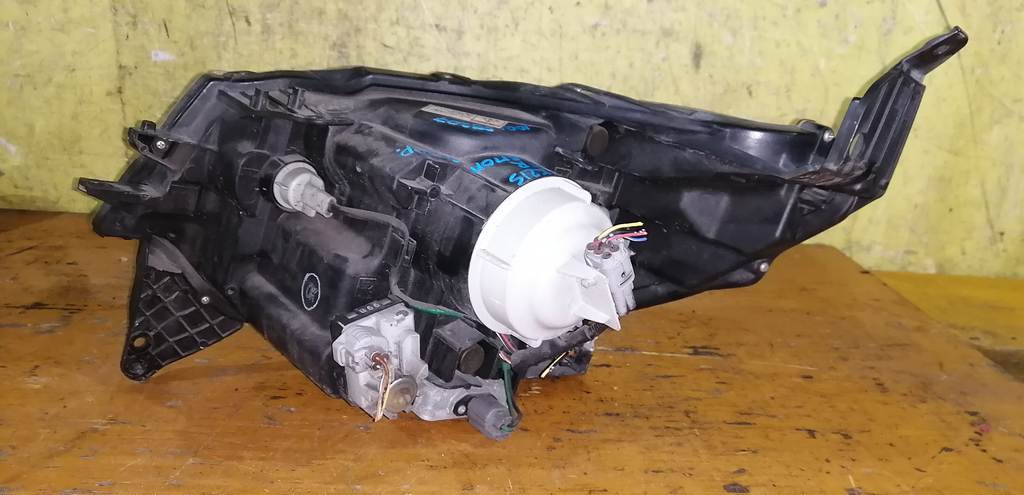 фара Suzuki Palette 3