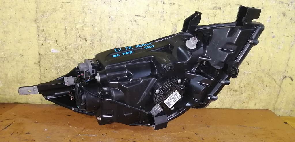 фара Nissan Note 3