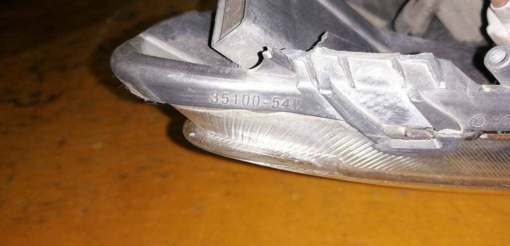 Осветительные приборы Suzuki Solio 2