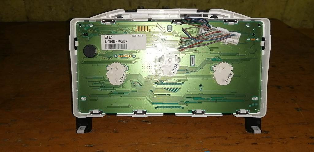 NOTE E11 ЩИТОК ПРИБОРОВ 8Y56B/PGU7 Nissan Note 1