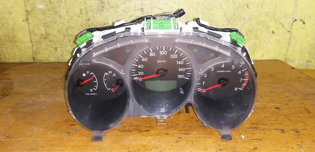 щиток приборов Subaru Forester 0