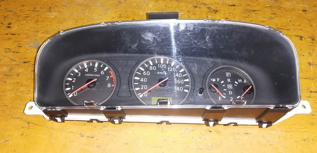 щиток приборов Nissan X-Trail 0