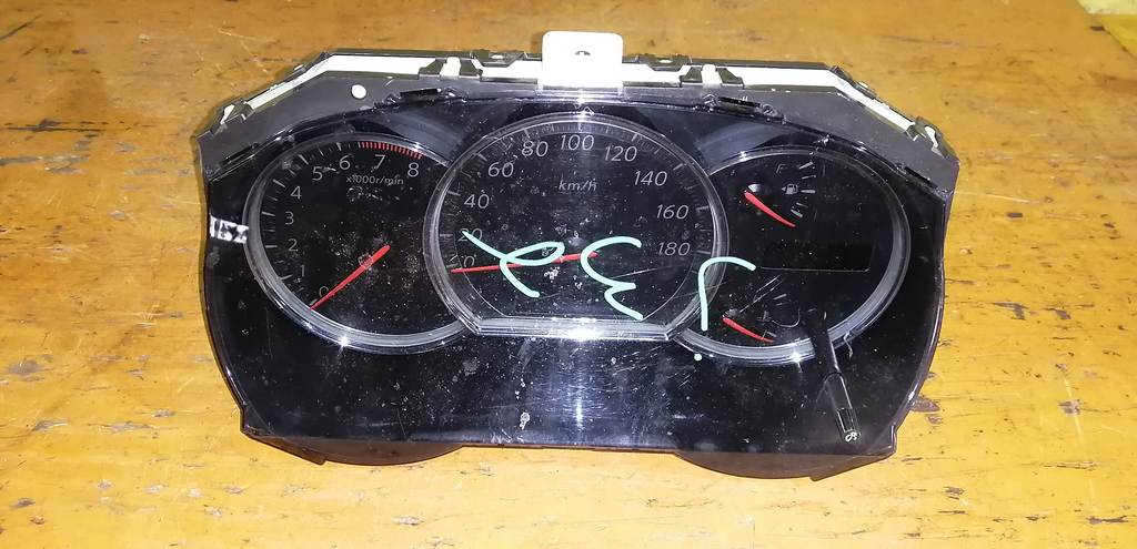 щиток приборов Nissan Teana 0