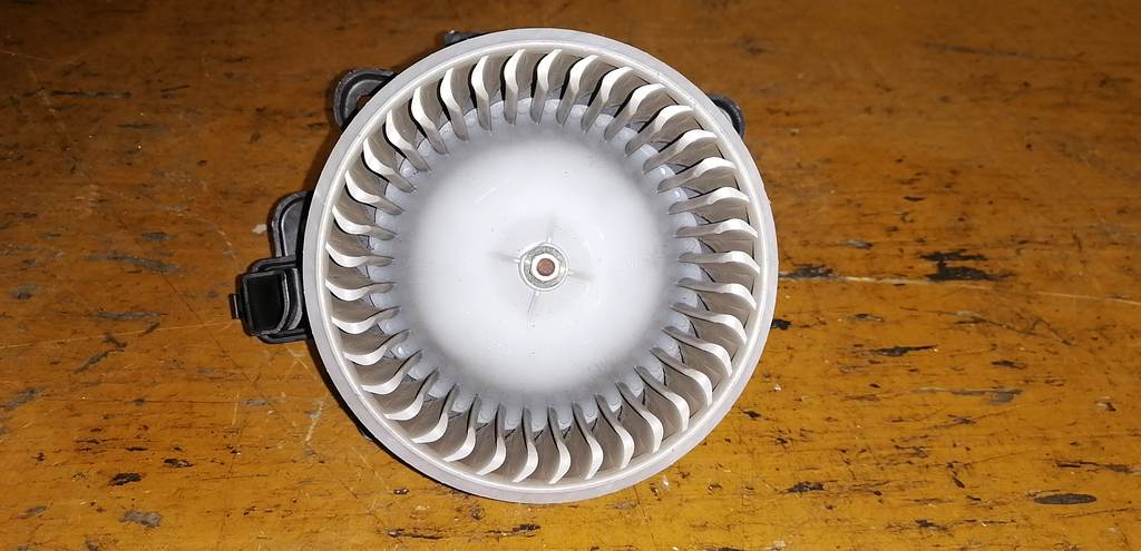 мотор печки Suzuki Palette 3