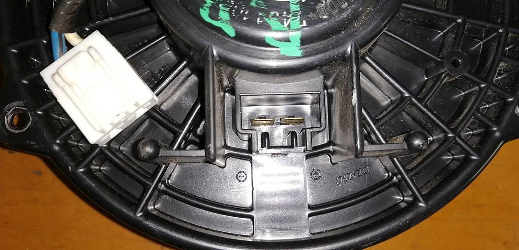 ELYSION RR1 МОТОР ПЕЧКИ Honda Elysion 1