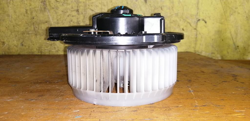 Система охлаждения двигат Honda Elysion 2