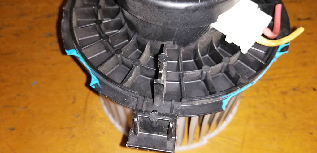 NOTE E11 МОТОР ПЕЧКИ ДЕФЕКТ Nissan Note 1