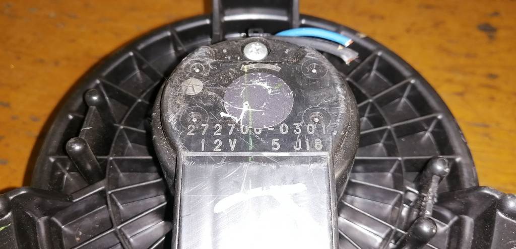 VITZ KSP90 МОТОР ПЕЧКИ ДЕФЕКТ Toyota Vitz 1