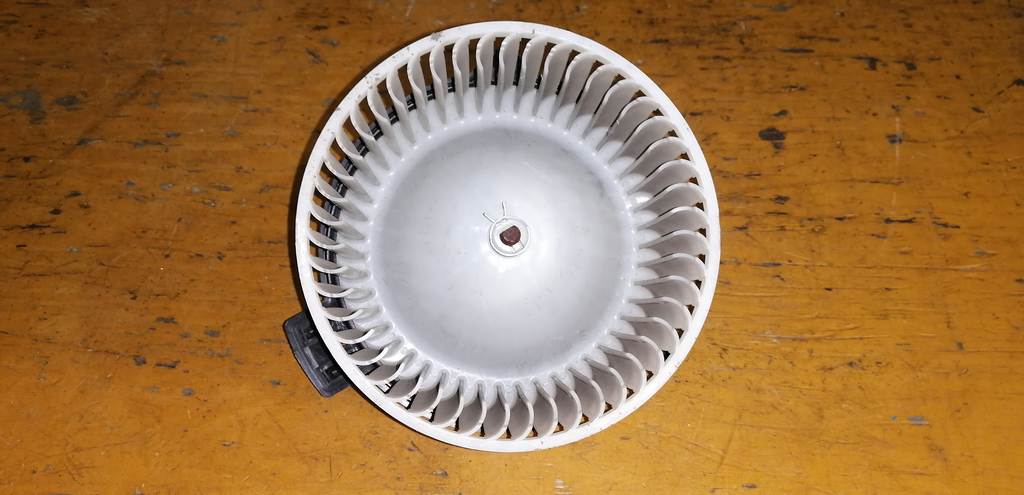 DEMIO DY3W МОТОР ПЕЧКИ 1 Mazda Demio 4