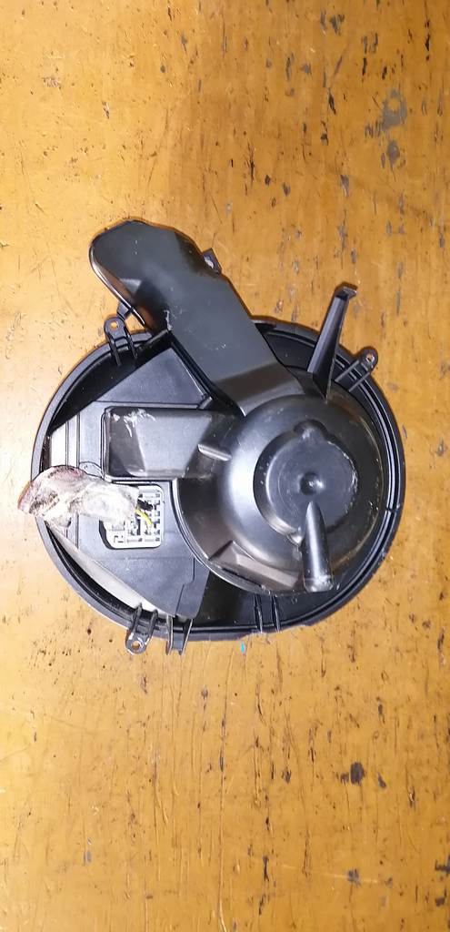 VOLVO XC90 C_59 МОТОР ПЕЧКИ ДЕФЕКТ Volvo XC90 1