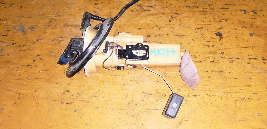 бензонасос Suzuki Palette 0