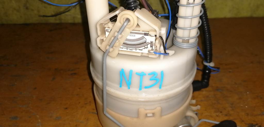 X-TRAIL NT31 БЕНЗОНАСОС Nissan X-Trail 1