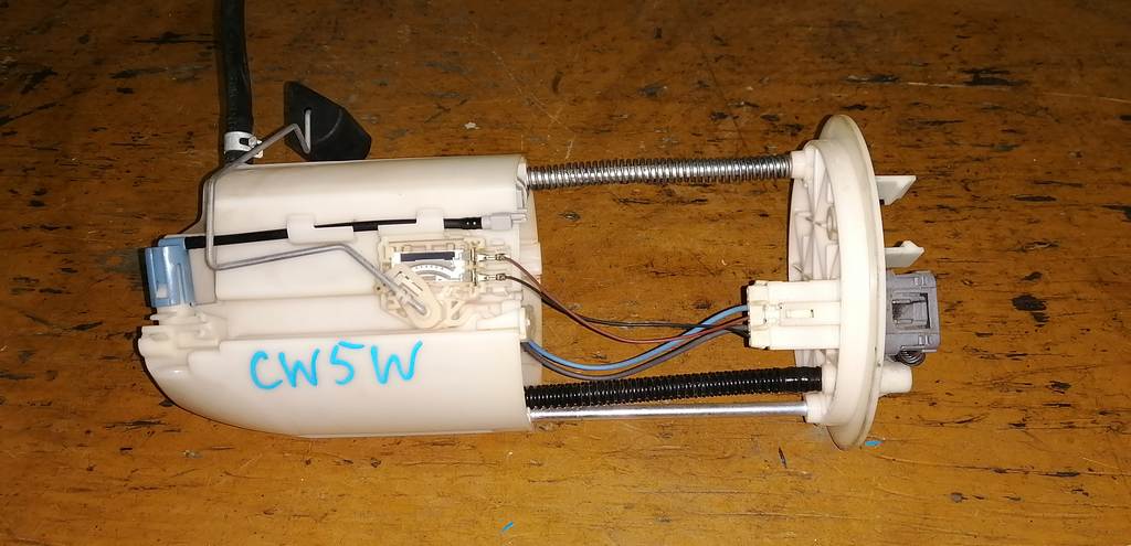 бензонасос Mitsubishi Outlander 0