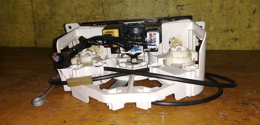 климат-контроль Mazda Demio 3