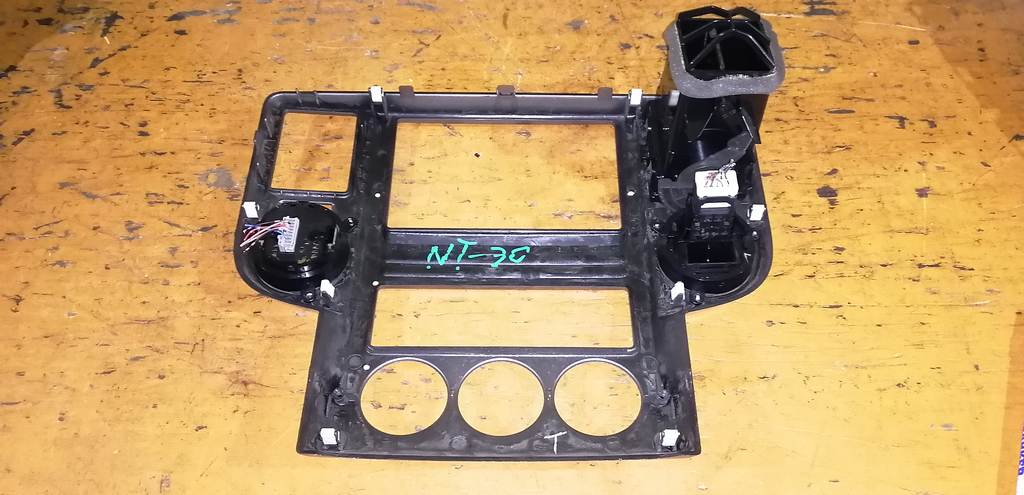 Салон Nissan X-Trail 2