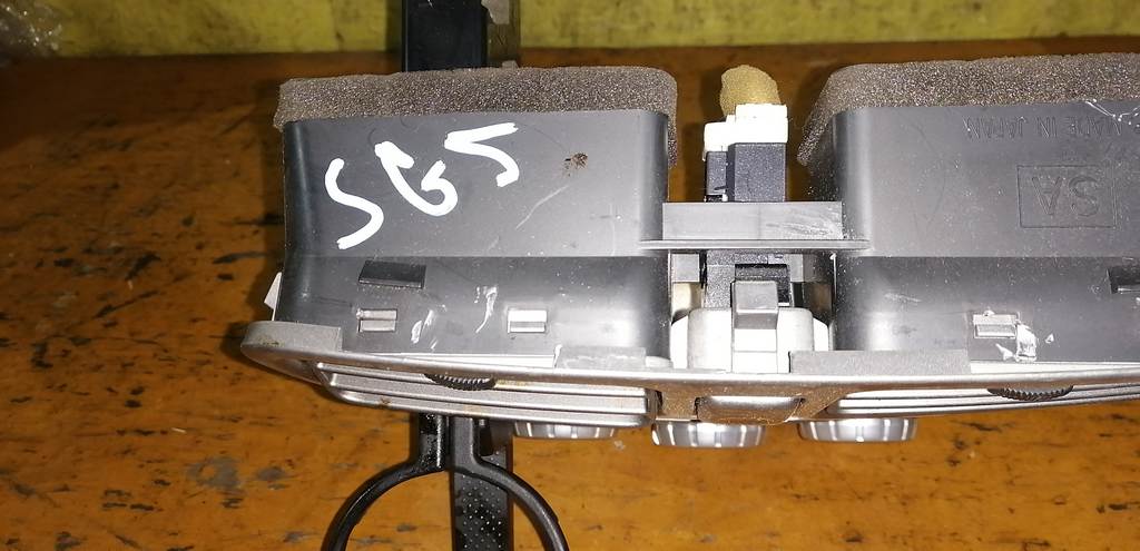 FORESTER SG5 КЛИМАТ-КОНТРОЛЬ Subaru Forester 1