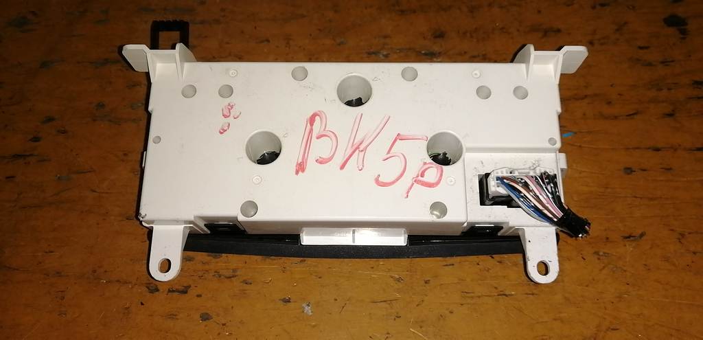 климат-контроль Mazda Axela 3