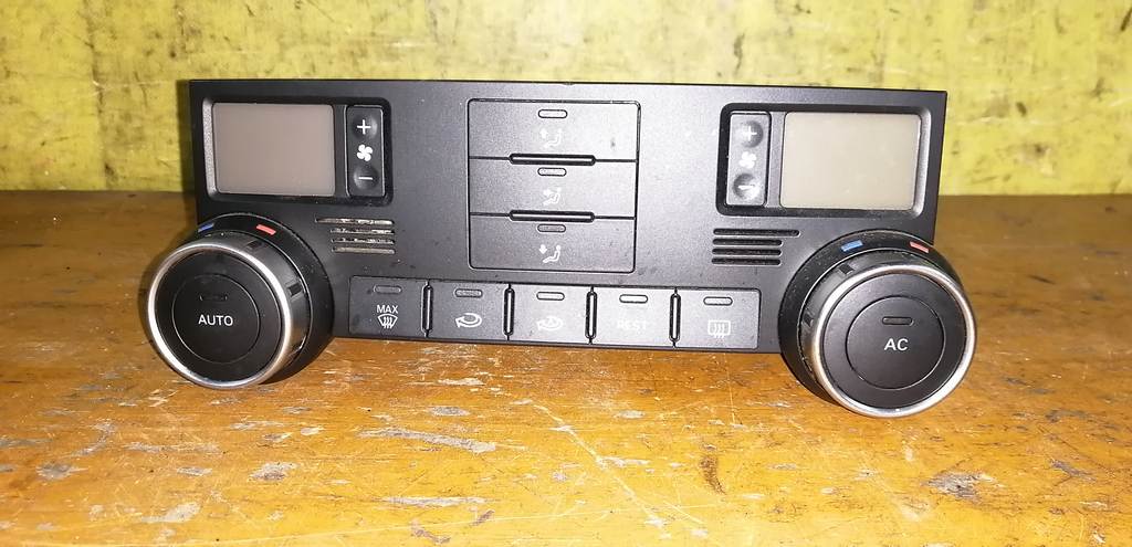 климат-контроль Volkswagen Touareg 0