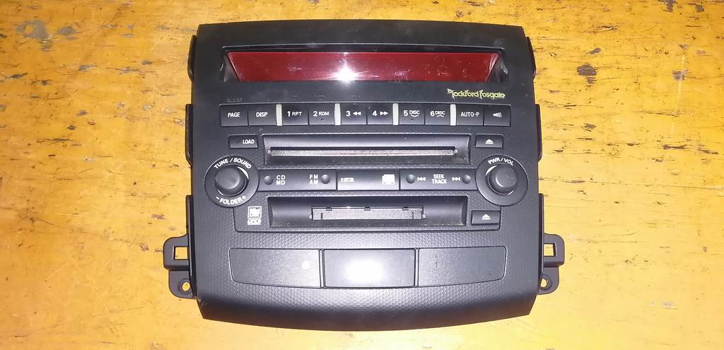 автомагнитофон Mitsubishi Outlander 0