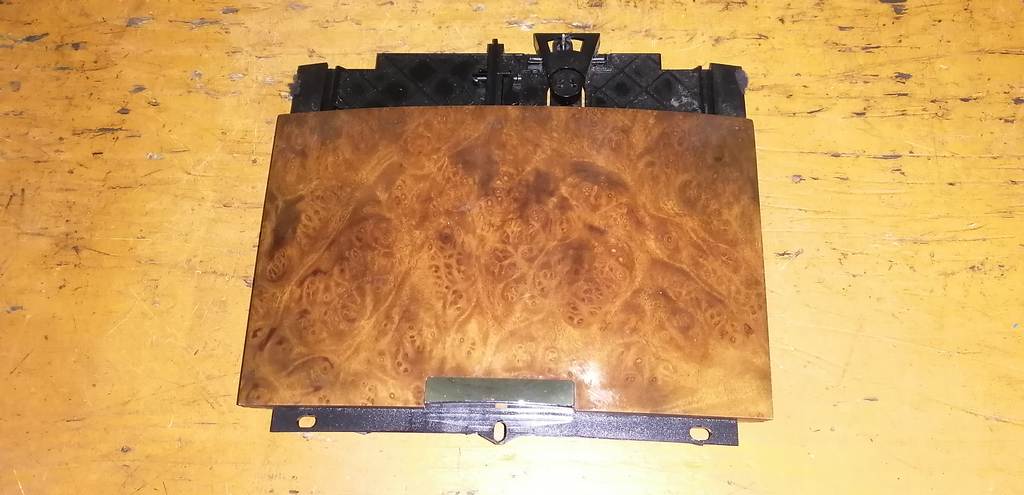 накладка на центральную консоль Volkswagen Touareg 0