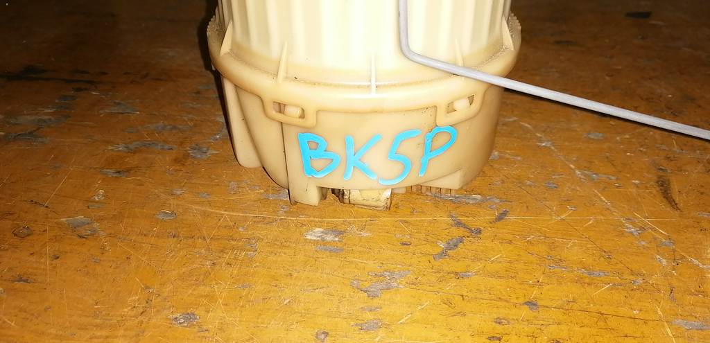 AXELA BK5P БЕНЗОНАСОС Mazda Axela 1