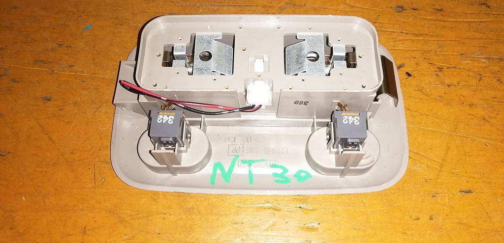 X-TRAIL NT30 ПЛАФОН САЛОНА Nissan X-Trail 1