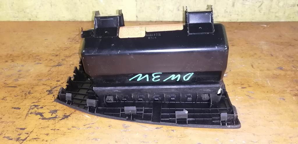 Салон Mazda Demio 2