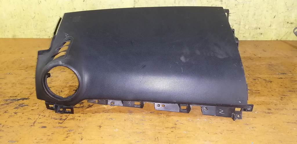 airbag пассажирский Mazda Axela 0