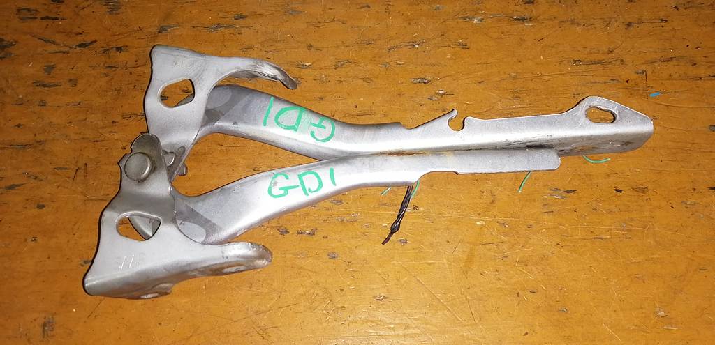 петля капота Honda Fit 0