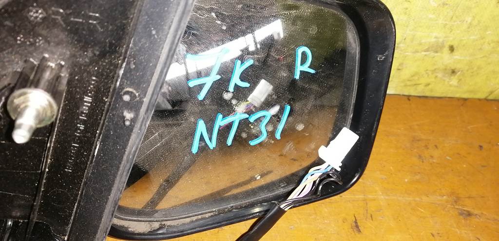 X-TRAIL NT31 ЗЕРКАЛО ПРАВОЕ 7 К. Nissan X-Trail 1