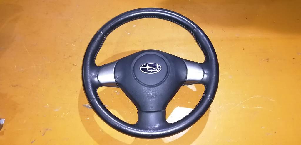 airbag водительский Subaru Impreza 0