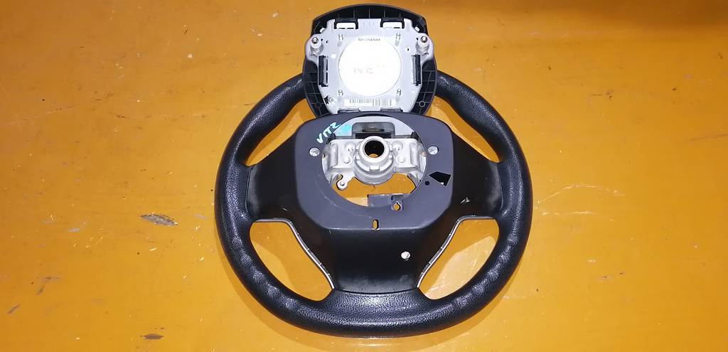 VITZ KSP130 РУЛЬ+SRS НАКЛАДКА Toyota Vitz 4