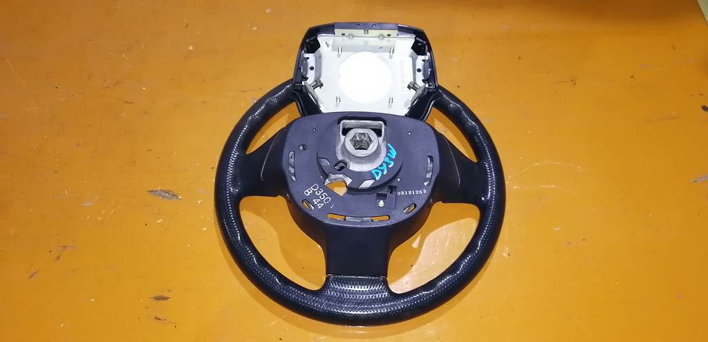 Салон Mazda Demio 2