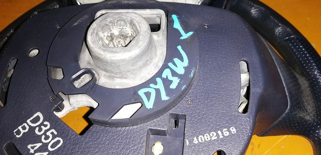 Салон Mazda Demio 2