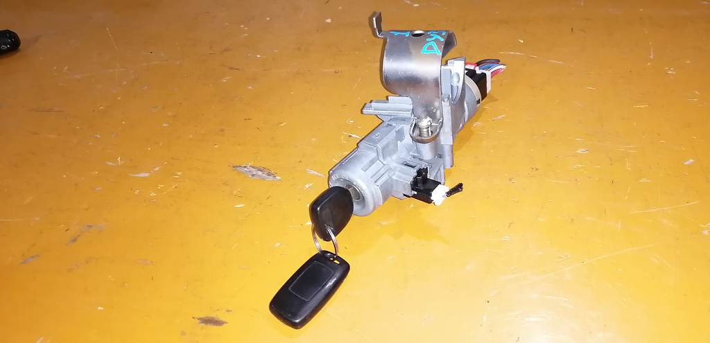 DEMIO DY3W ЗАМОК ЗАЖИГАНИЯ 1 Mazda Demio 1